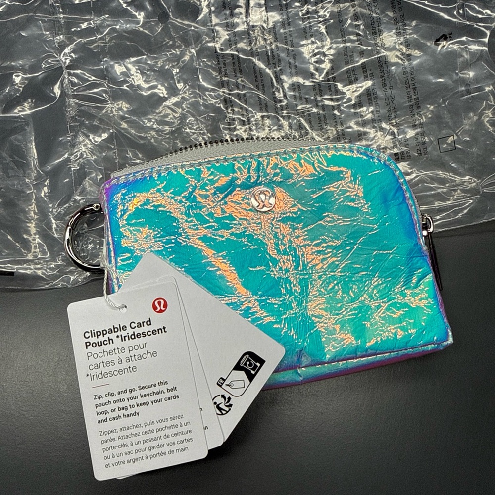 Lululemon Athletica Iridescent Clippable Card Pouch - Picture 4 of 4